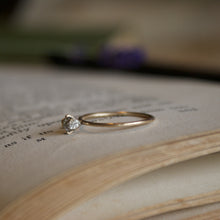 Solitaire Diamond Leaf Ring