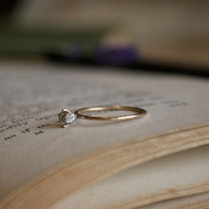 Solitaire Diamond Leaf Ring